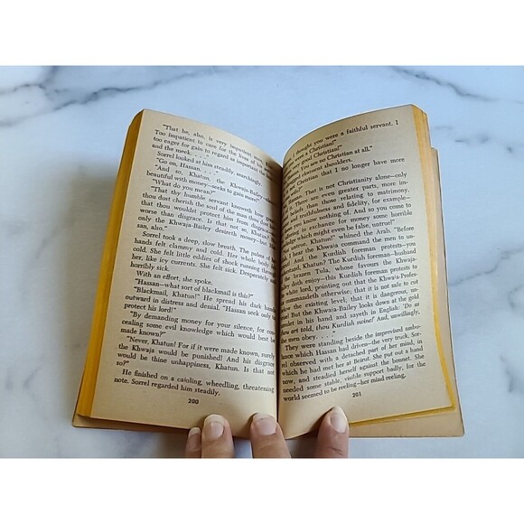 Shadows Of The Sand By Rona Randall Paperback - Picture 7 of 10